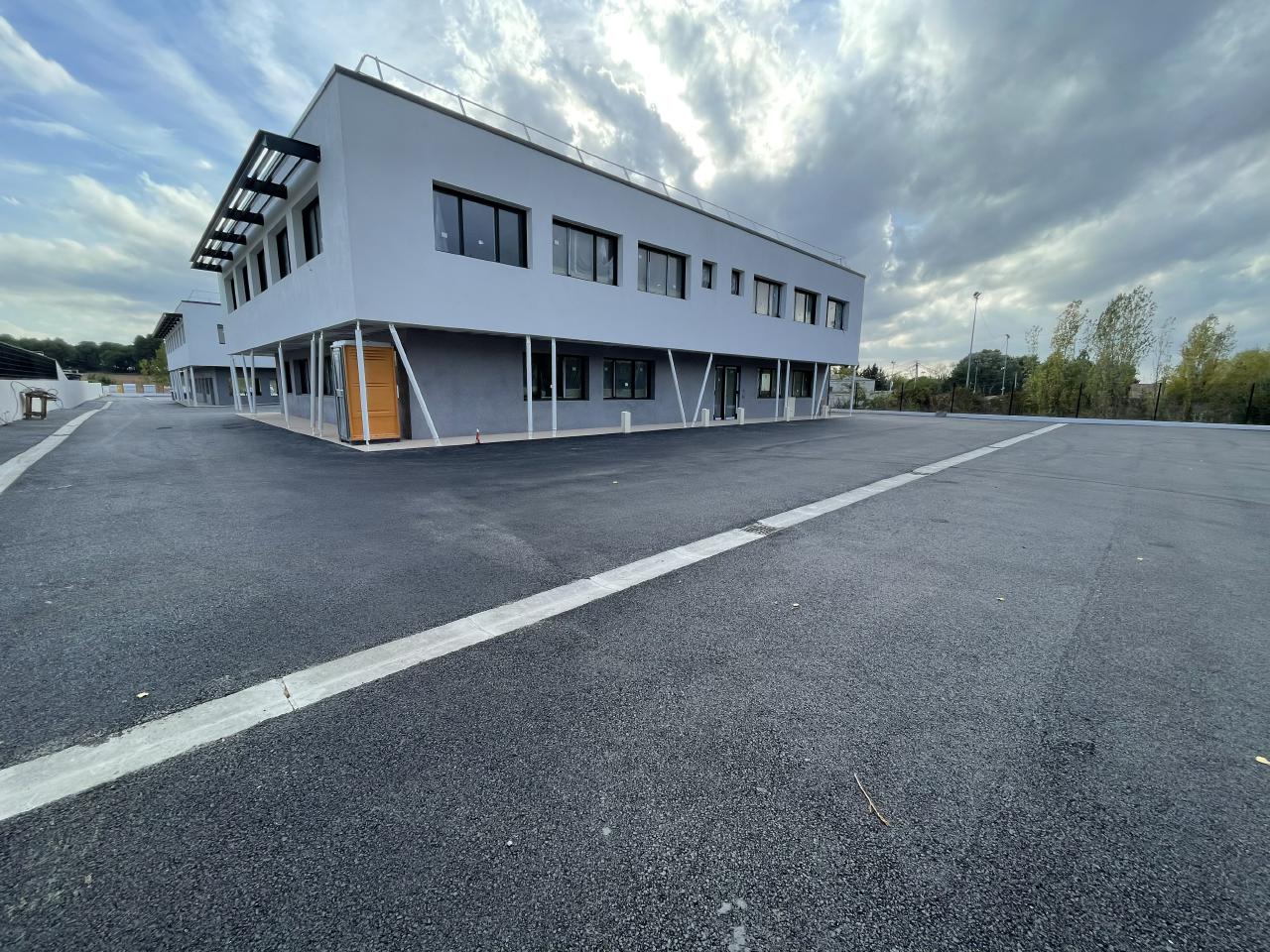 Bureau Éguilles 829m² Location bureau Éguilles Bouches-du-Rhône OLBUR2311990 14